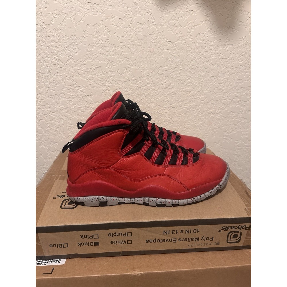 Nike Air Jordan 10 x Retro Bulls Over Broadway Red Size 9 Sneakers 705178-601 OG